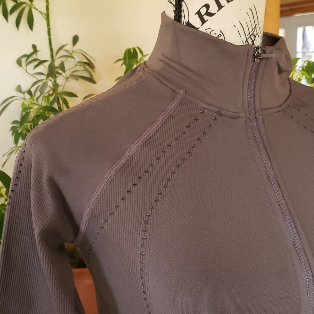 Fabletics jacket - Picture 2 of 11